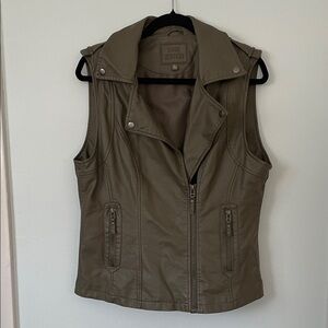 Max Edition Khaki Sleeveless Faux Leather Vest with Pockets Asymmetrical Zipper